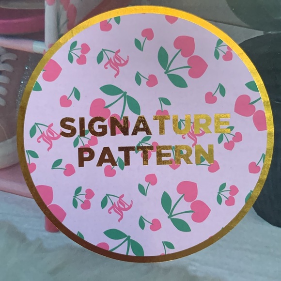 💖💗Juicy Couture Pink Cherry Shoe Rack - Picture 3 of 5